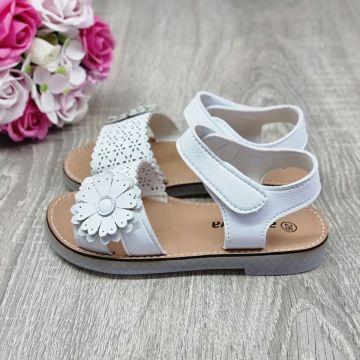 Sandale Fata Albe Cu Bareta Kassandra Sandale Fata Albe Cu Bareta Kassandra