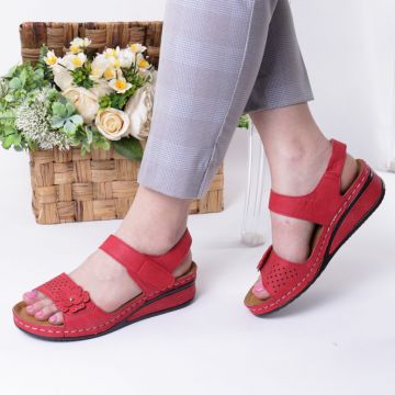 Sandale rosii usoare Nuna